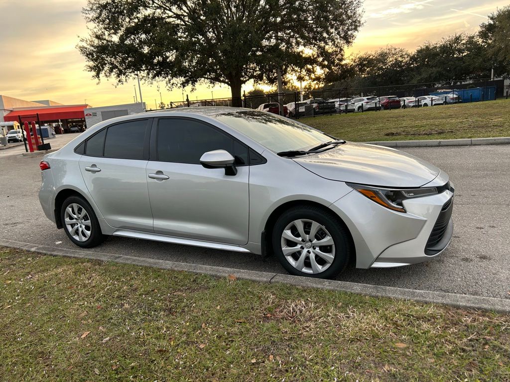 Thumbnail: 2025 Toyota Corolla - 6