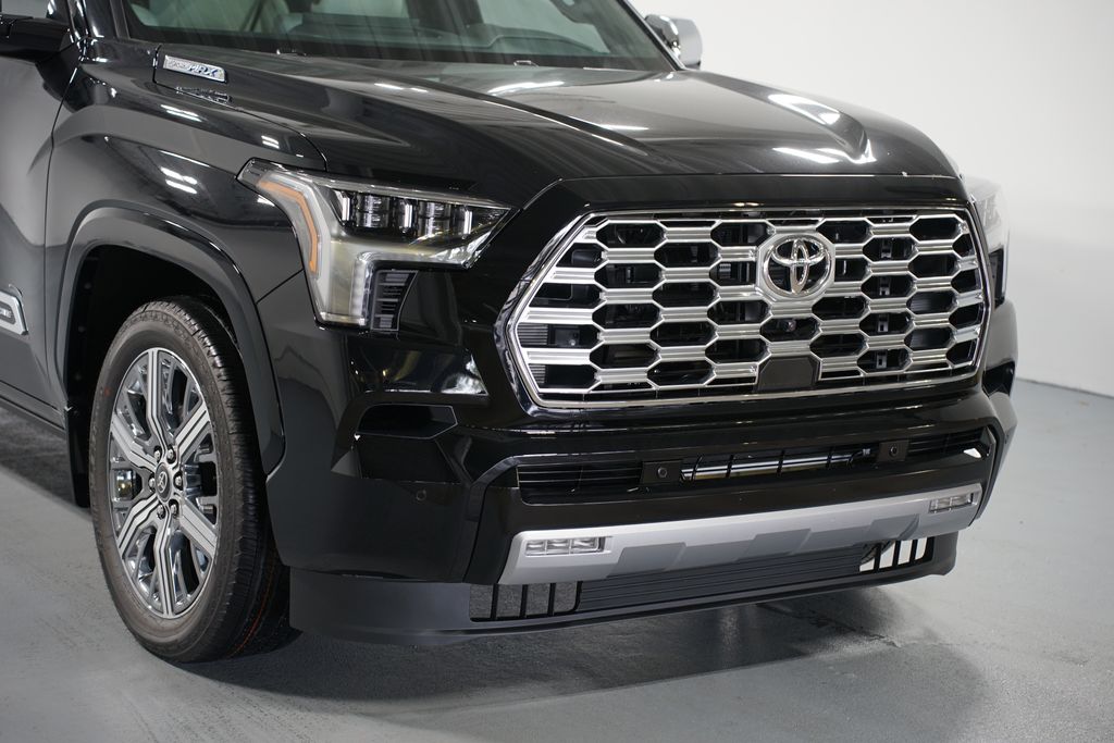Thumbnail: 2025 Toyota Sequoia - 4