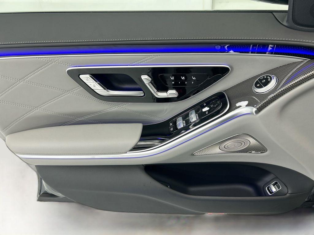 Thumbnail: 2026 Mercedes-Benz S-Class - 23