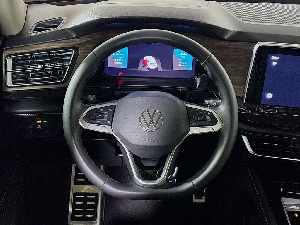 2024 Volkswagen Atlas 2.0T SEL Premium R-Line