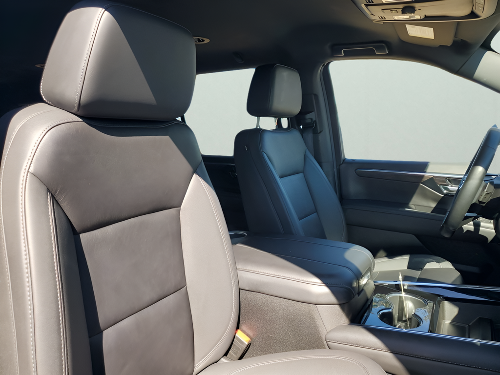 Used Car 2025 Chevrolet Suburban  Z71 For Sale Under $70,000 In Austin, Texas