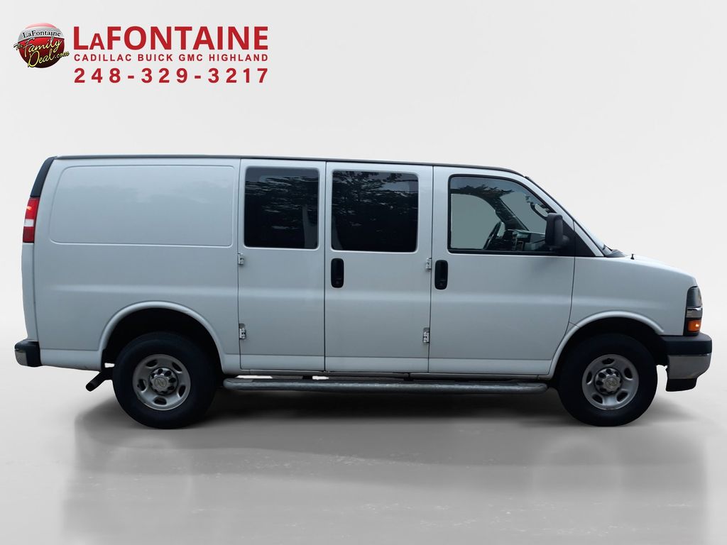 2022 Chevrolet Express 2500 Work Van 8