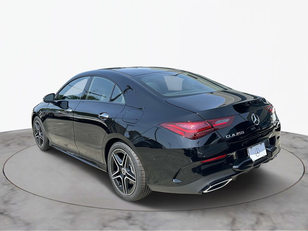 2025 Mercedes-Benz CLA 250 4