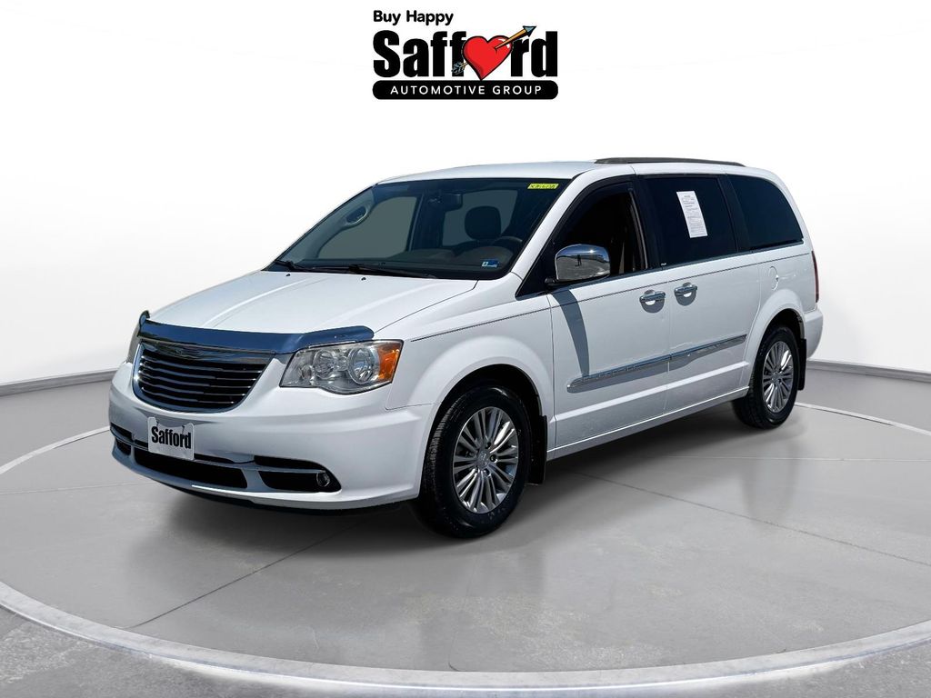 2014 Chrysler Town & Country Touring-L