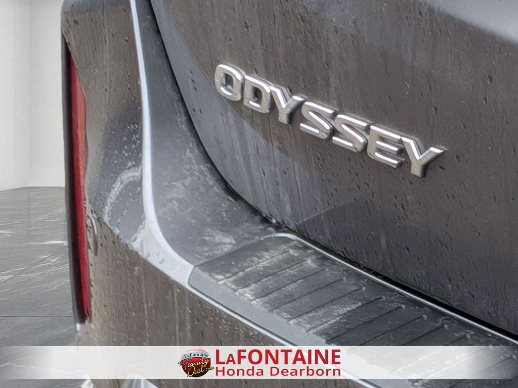 2026 Honda Odyssey Touring - Photo 10