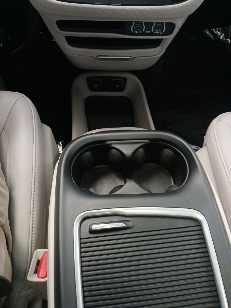 used 2021 Chrysler Pacifica car, priced at $29,500