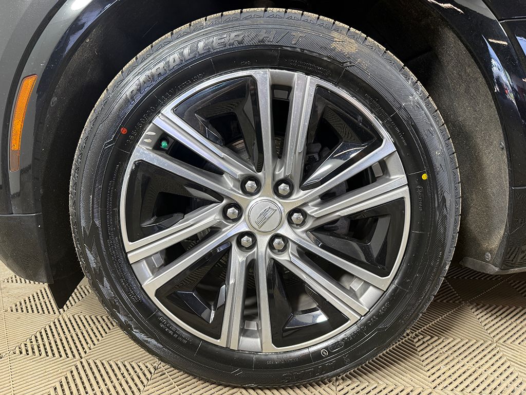 Used 2024 Black Cadillac Luxury image 22