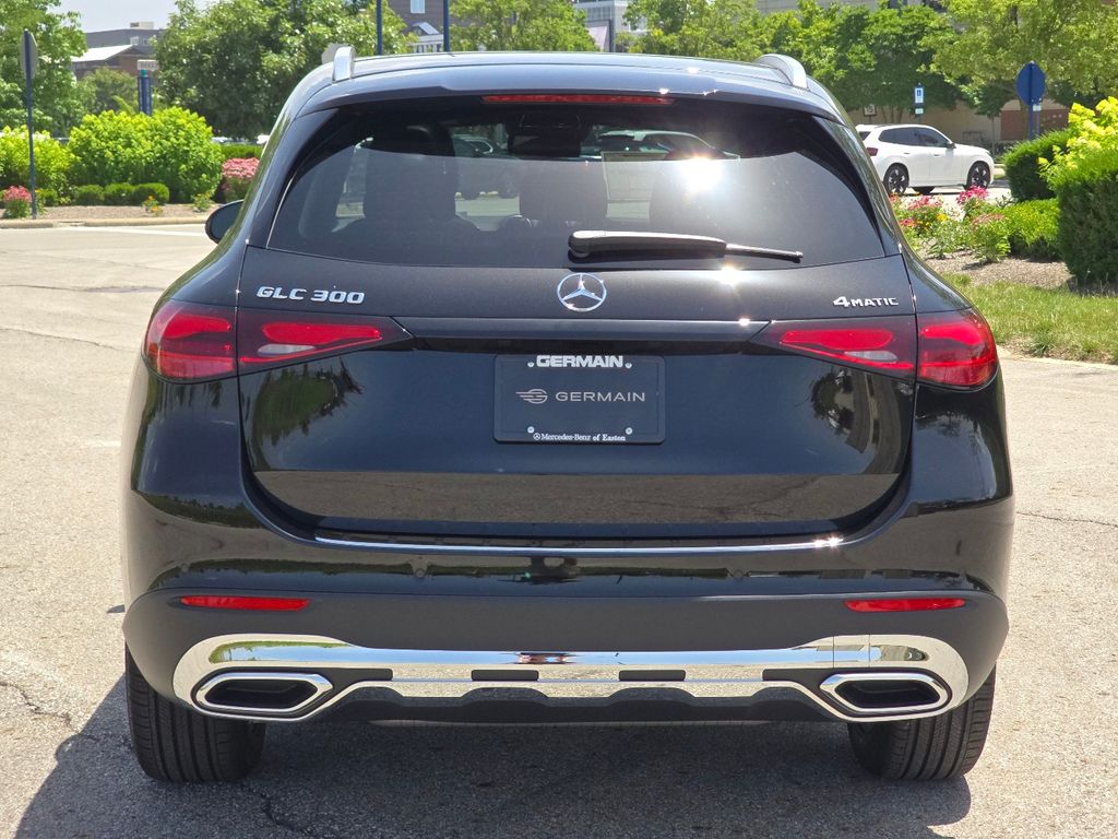 New 2026 Black Mercedes-Benz GLC 300 image 16