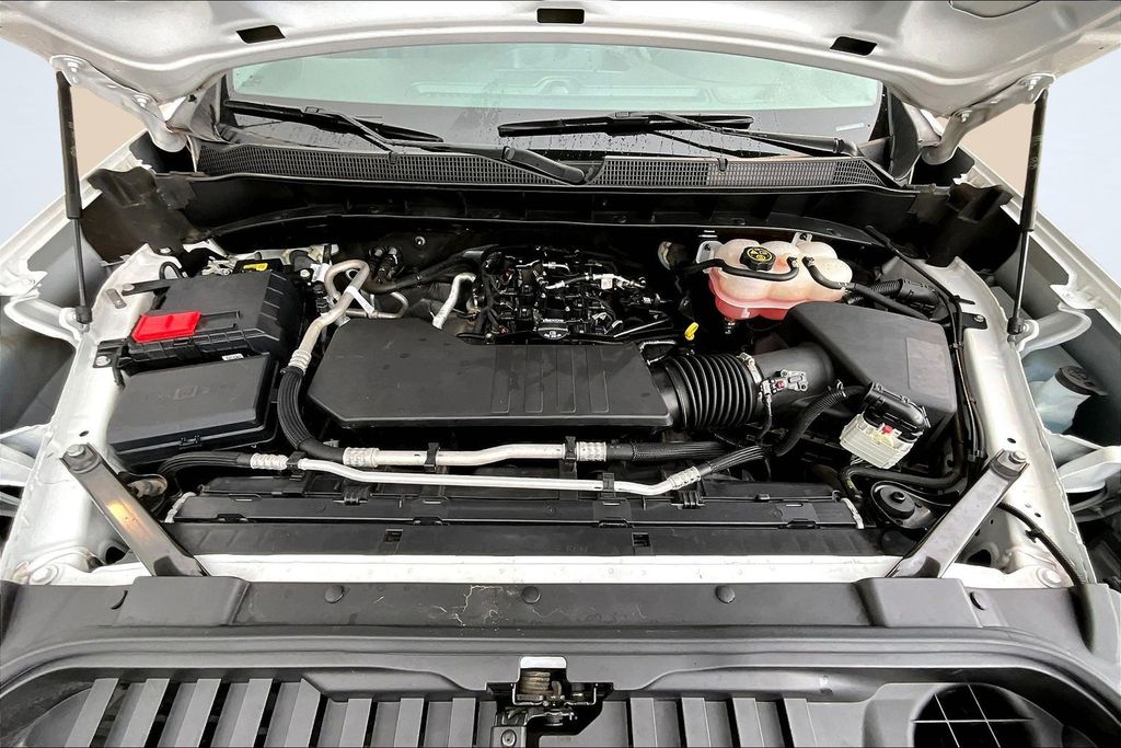 2023 Chevrolet Silverado 1500 WT - 9