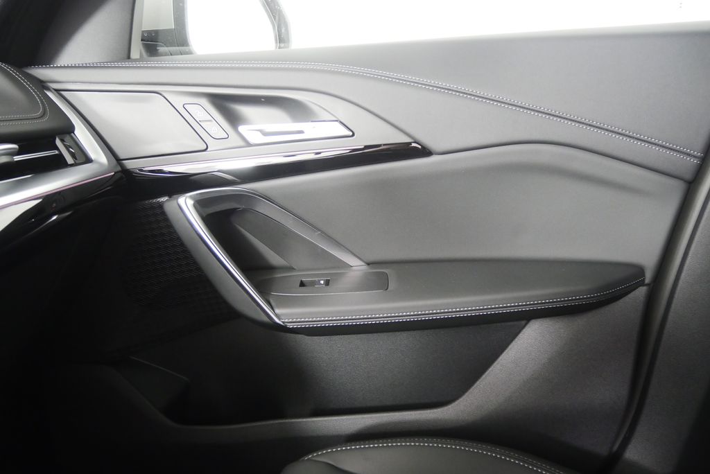 Thumbnail: 2025 BMW X1 - 22
