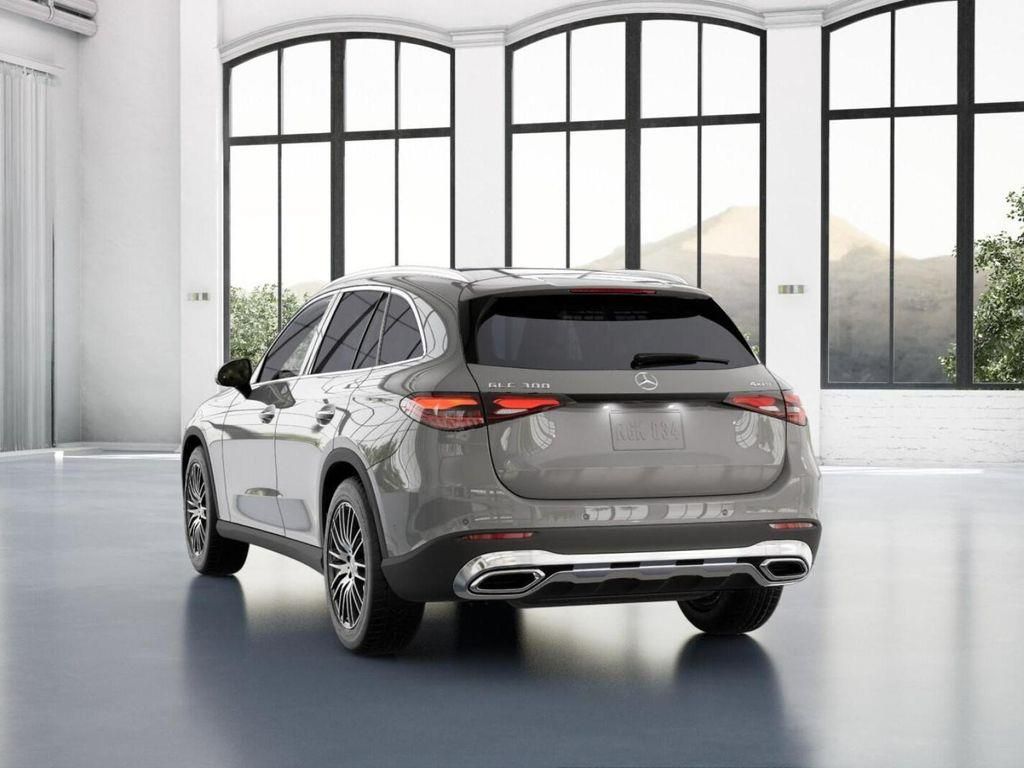 Thumbnail: 2026 Mercedes-Benz GLC - 27