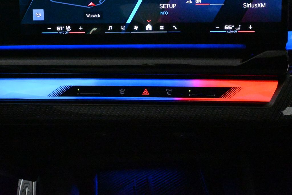 Thumbnail: 2025 BMW M5 - 26