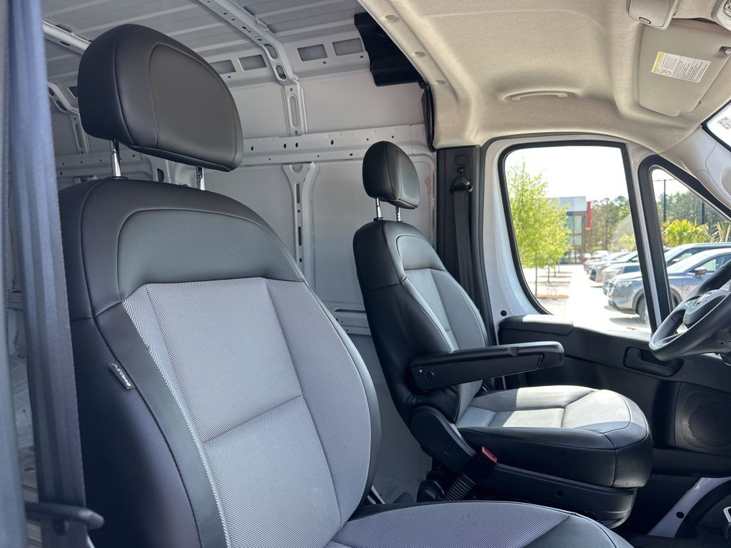 2023 Bright White Clearcoat Ram ProMaster Cargo Van High Roof FWD Van