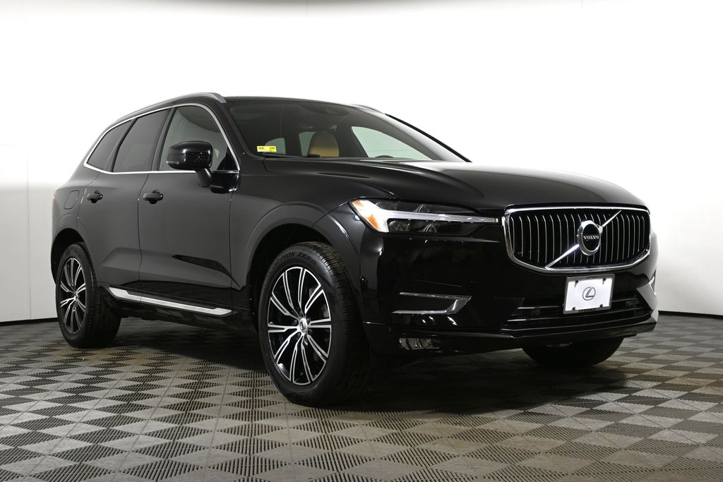 Thumbnail: 2021 Volvo XC60 - 10