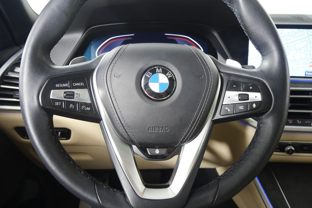 Thumbnail: 2022 BMW X5 - 22