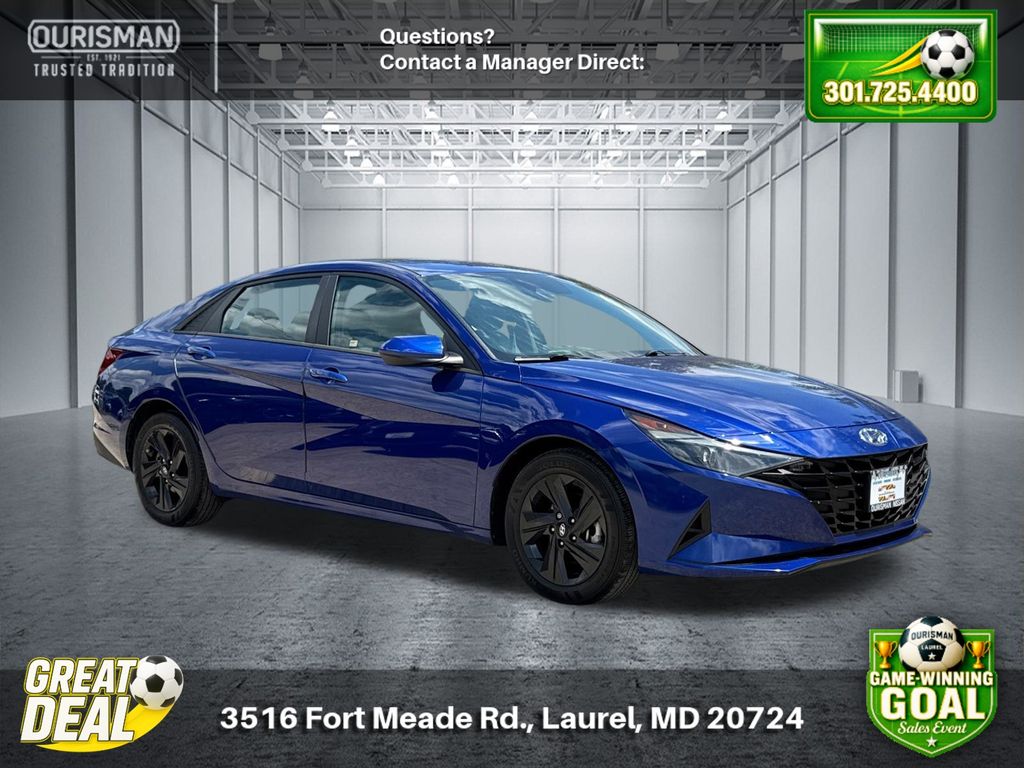 Intense Blue 2022 Hyundai Elantra Sedan Front-Wheel Drive Continuously Variable Transmission