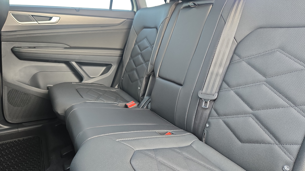 2026 Volkswagen Atlas Cross Sport