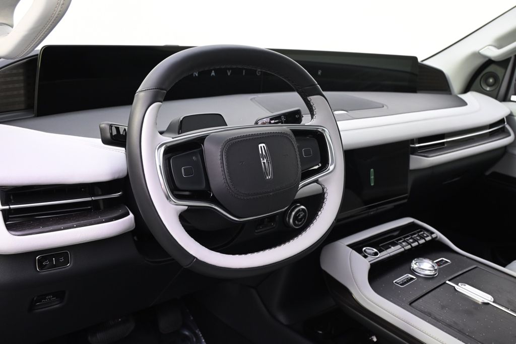 New 2026 White Lincoln Black Label image 11