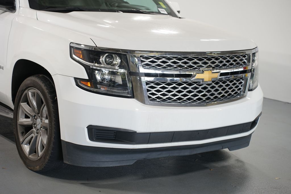 Thumbnail: 2019 Chevrolet Tahoe - 4