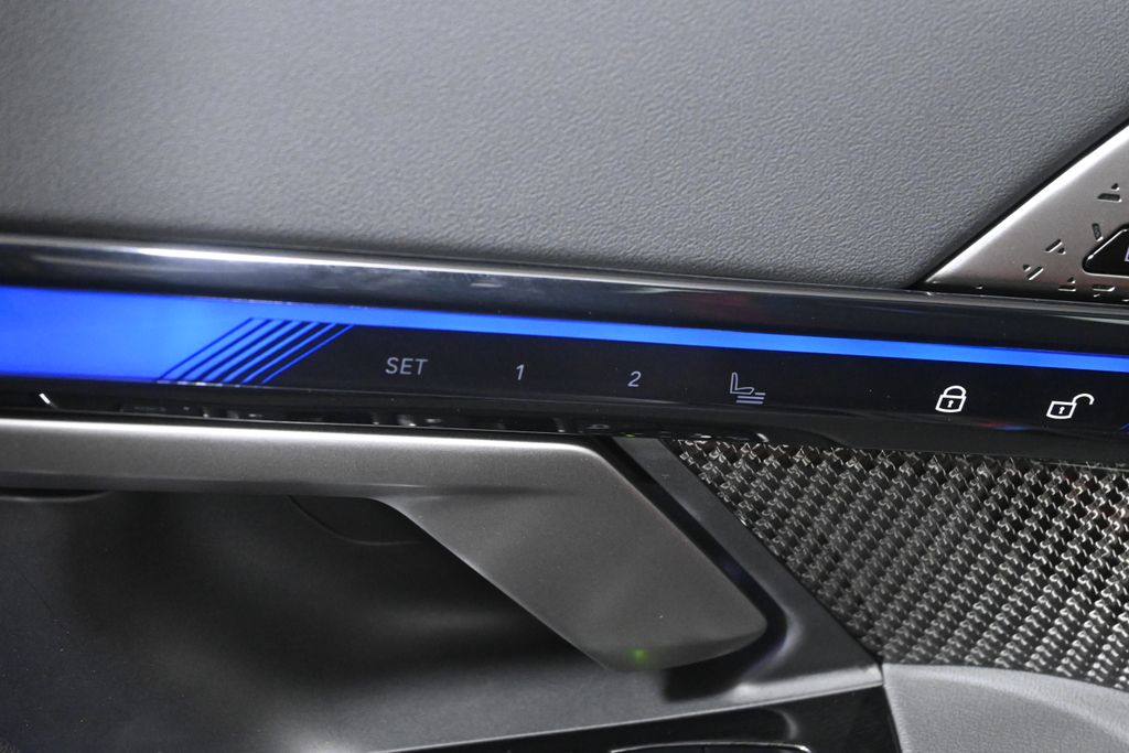 Thumbnail: 2026 BMW M5 - 31