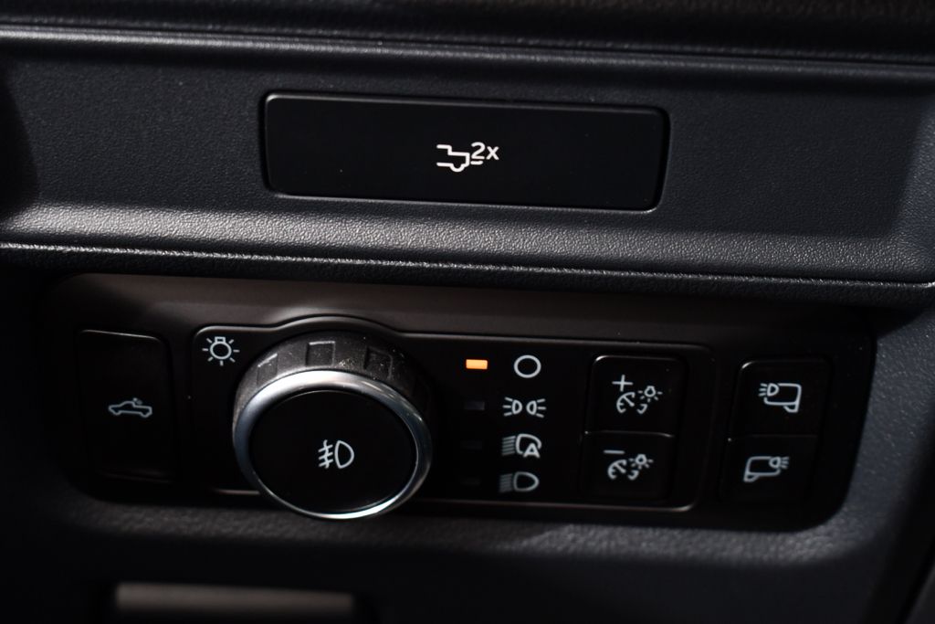 New 2026 Gray Ford XLT image 31