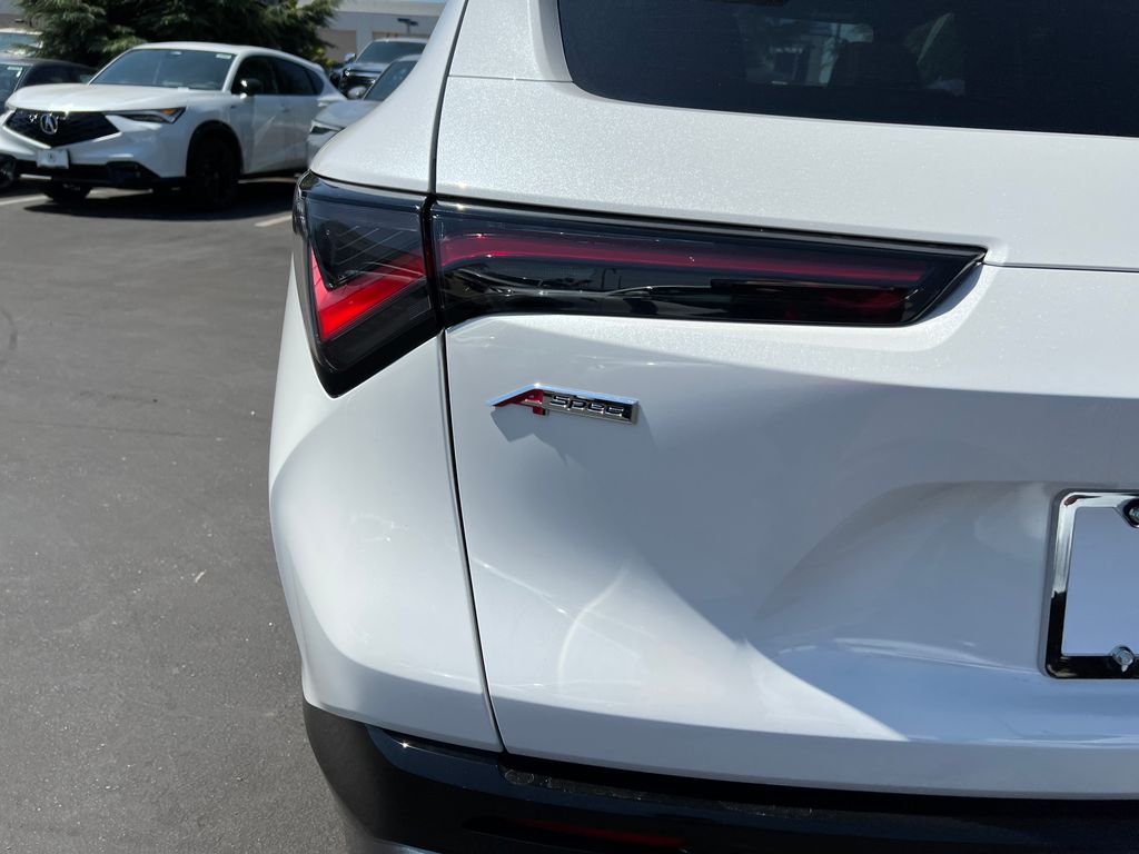 Thumbnail: 2025 Acura ADX - 10