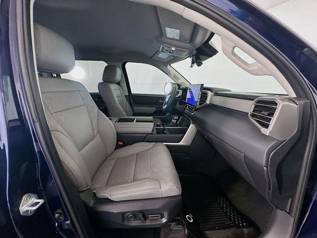 Thumbnail: 2024 Toyota Tundra - 28