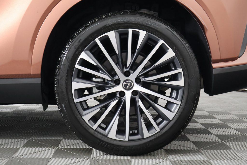 Thumbnail: 2023 Lexus RX - 15