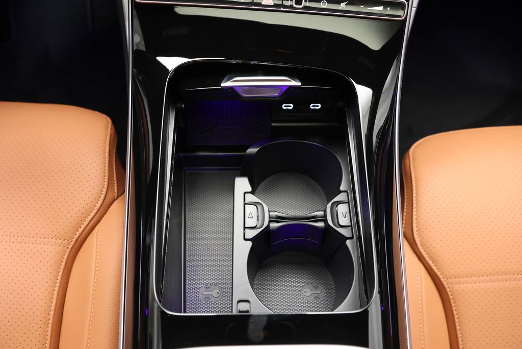 Thumbnail: 2026 Mercedes-Benz C-Class - 28