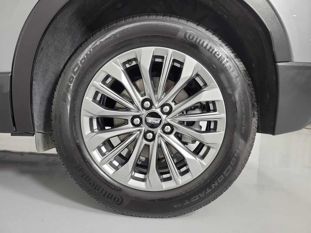 2025 Cadillac XT4 Premium Luxury - 9