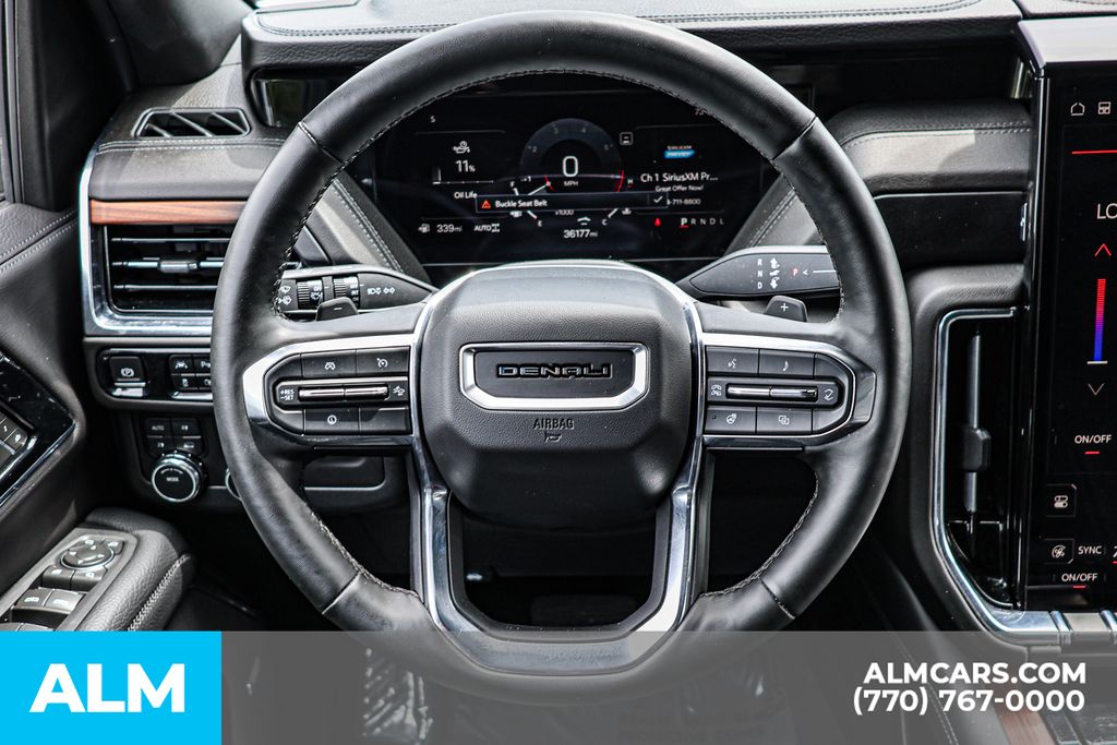 Used 2025 White GMC Denali image 34