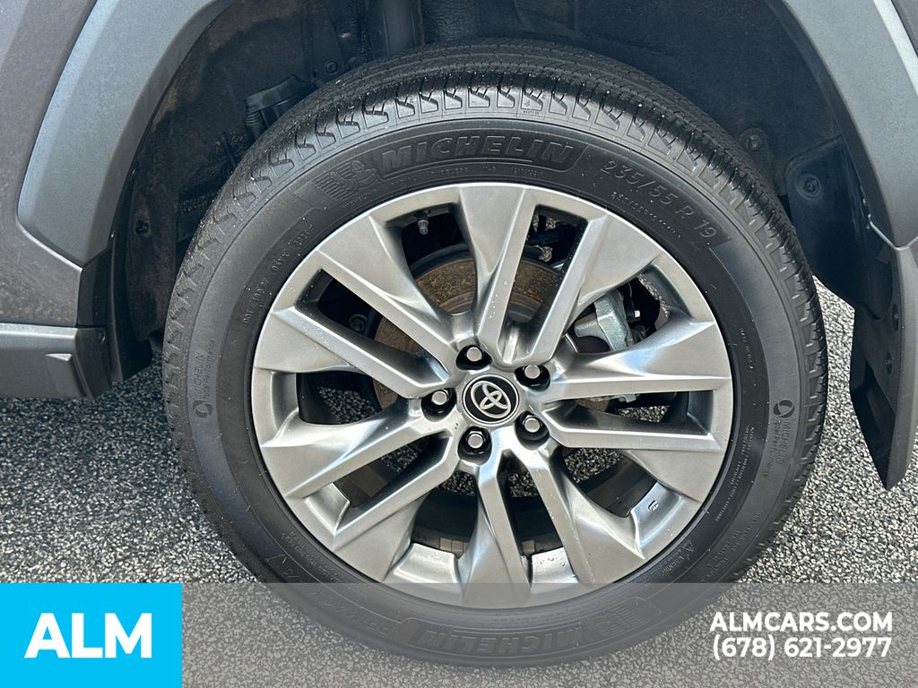 Used 2024 Gray Toyota XLE Premium image 23