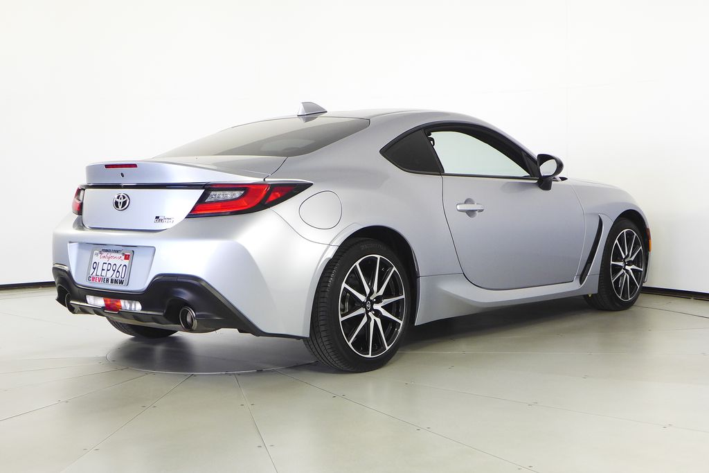 Thumbnail: 2023 Toyota GR86 - 7