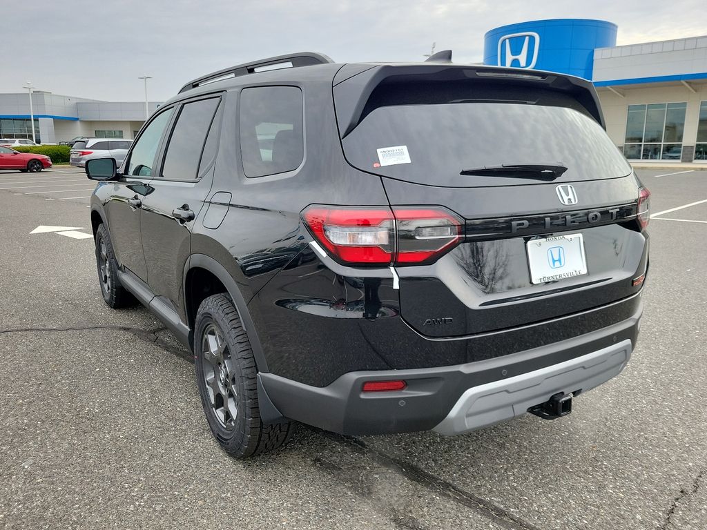 2025 Honda Pilot TrailSport 3