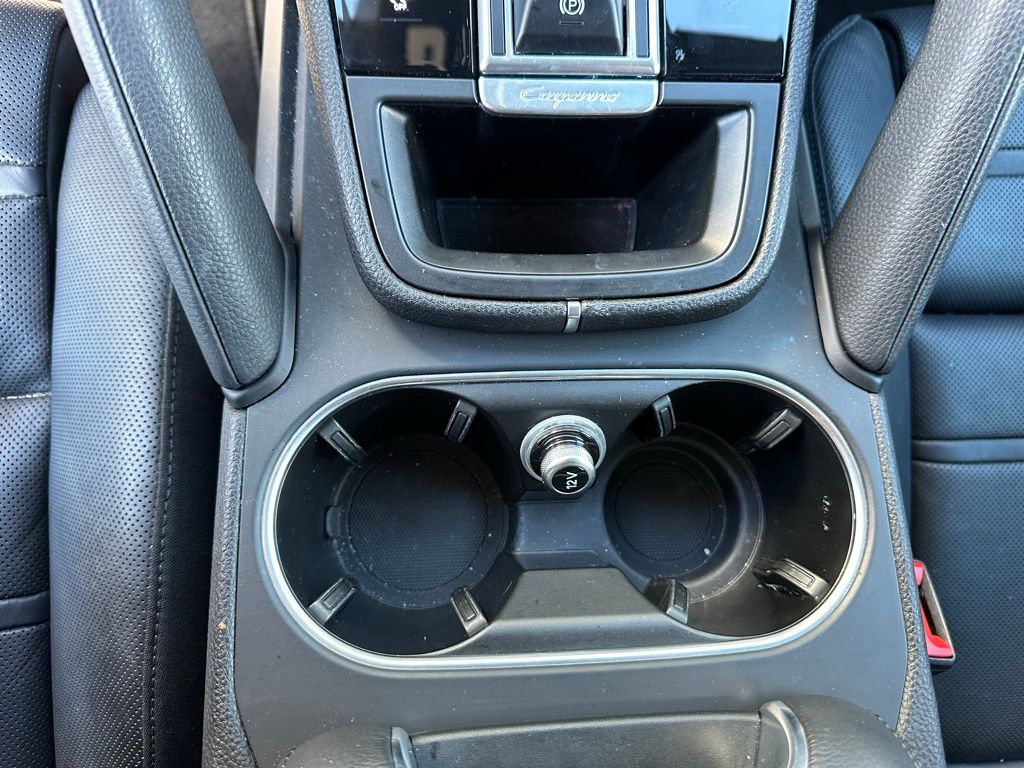 Thumbnail: 2022 Porsche Cayenne - 27