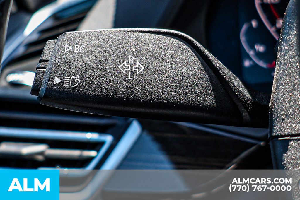 Used 2020 Black BMW M50i image 34