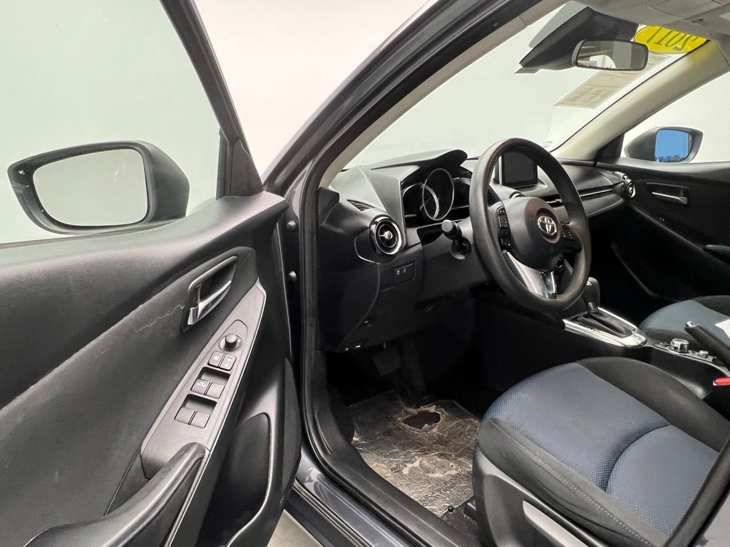 Thumbnail: 2017 Toyota Yaris - 20