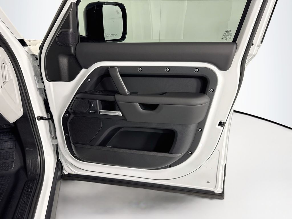 Thumbnail: 2026 Land Rover Defender - 27
