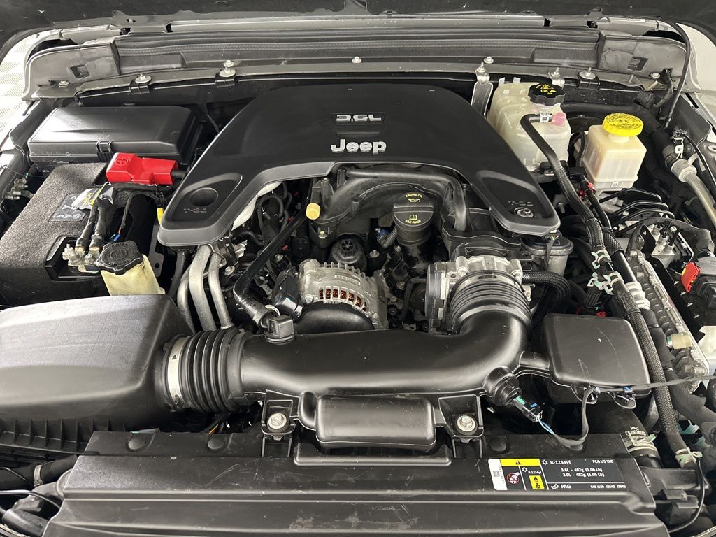 Used 2020 Gray Jeep Sport image 12