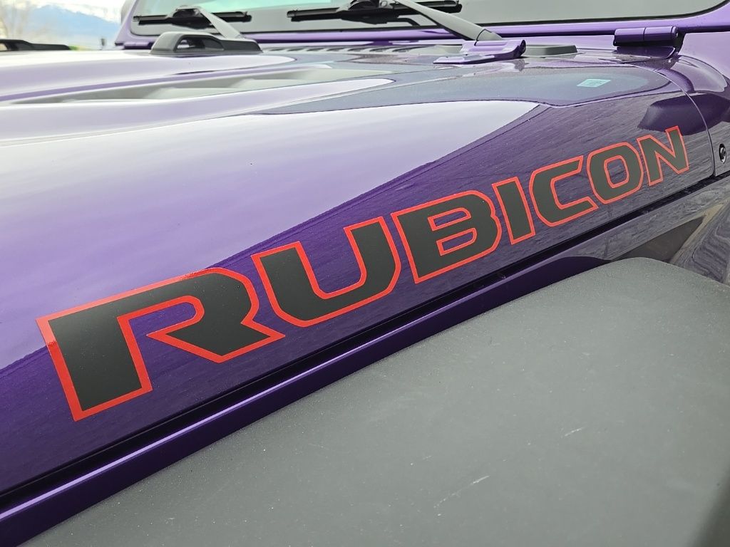 Used 2023 Purple Jeep Rubicon image 10