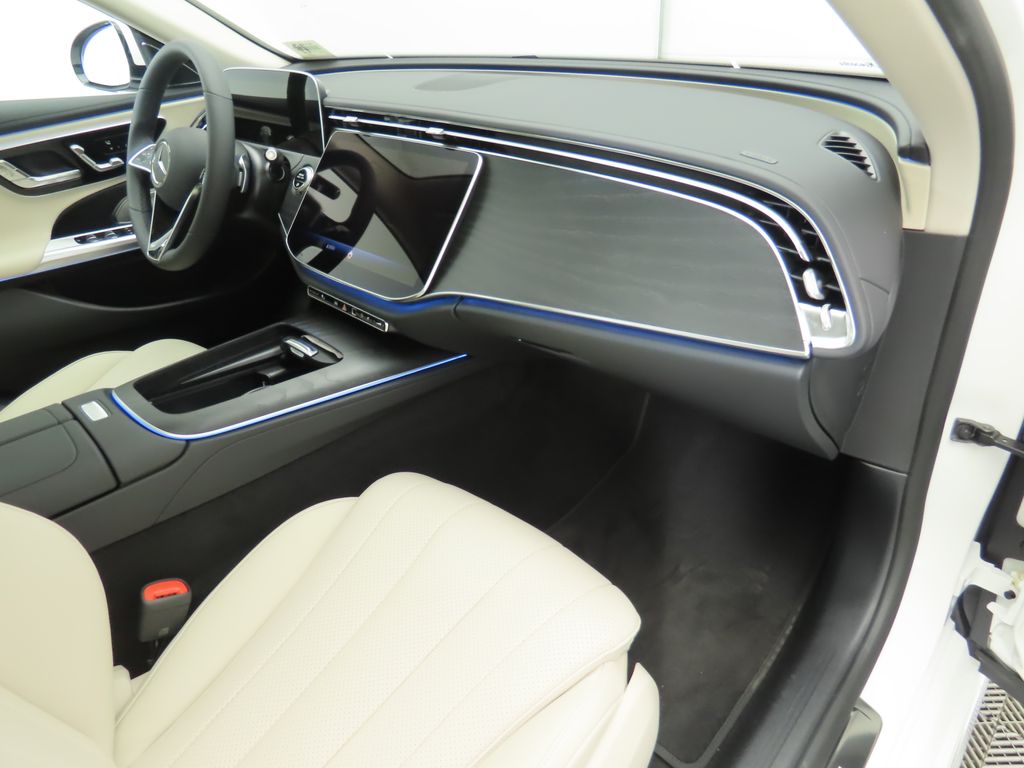 Thumbnail: 2026 Mercedes-Benz E-Class - 19