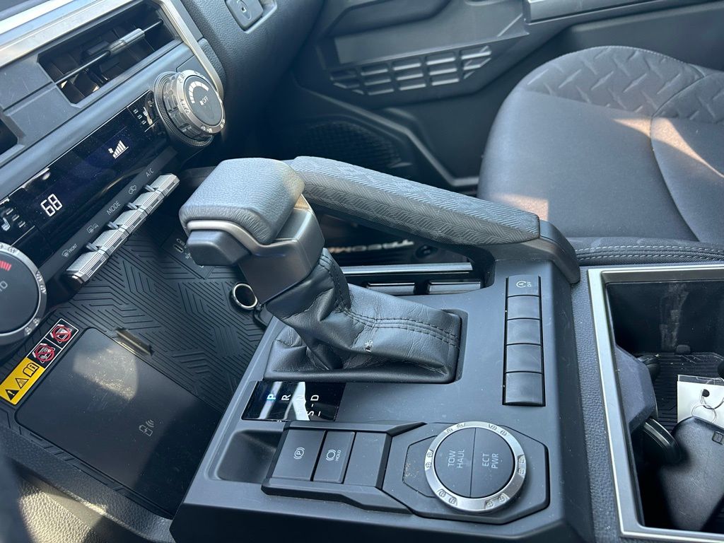 2024 Toyota Tacoma SR5 21
