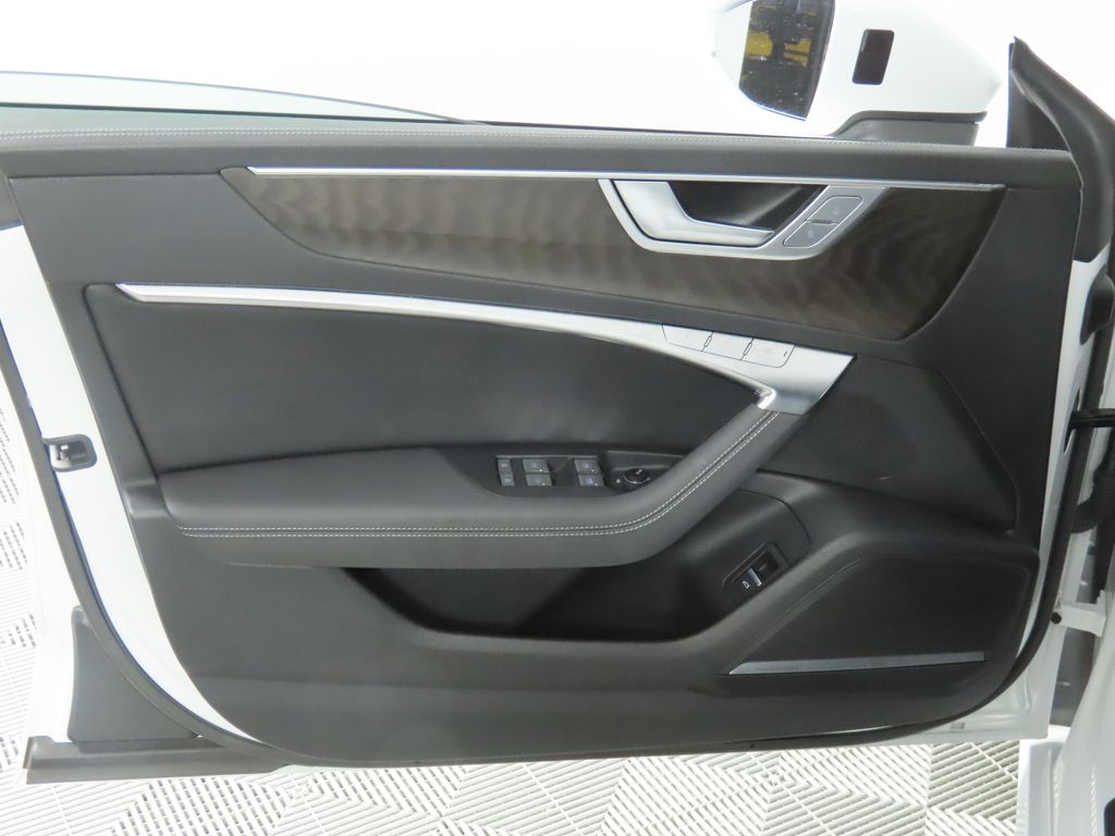 Thumbnail: 2022 Audi A7 - 28
