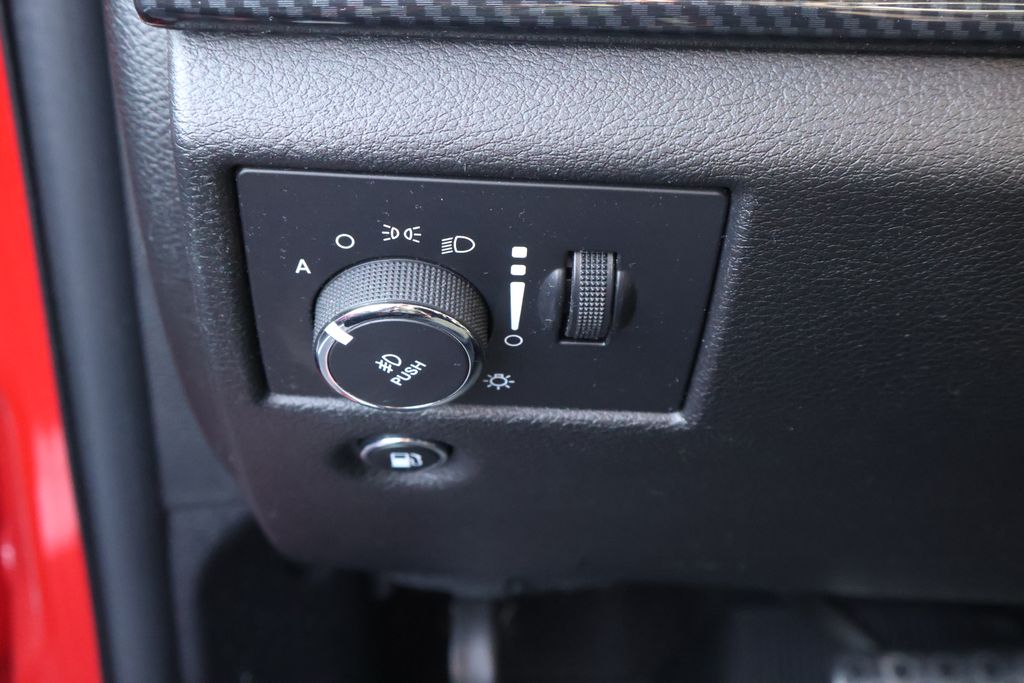 Thumbnail: 2016 Jeep Grand Cherokee - 20