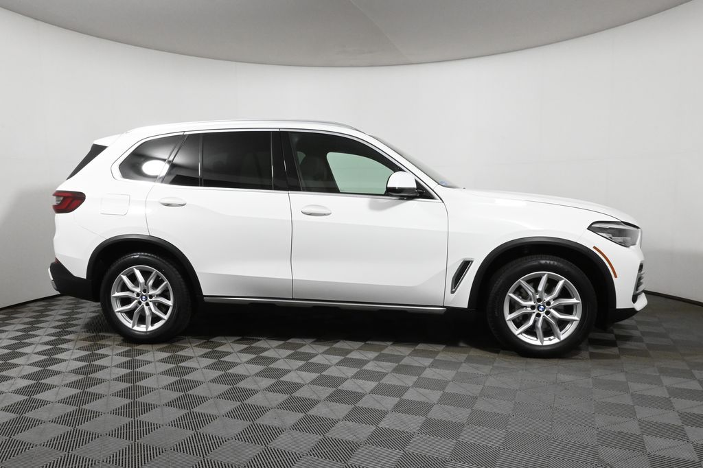 Thumbnail: 2022 BMW X5 - 8