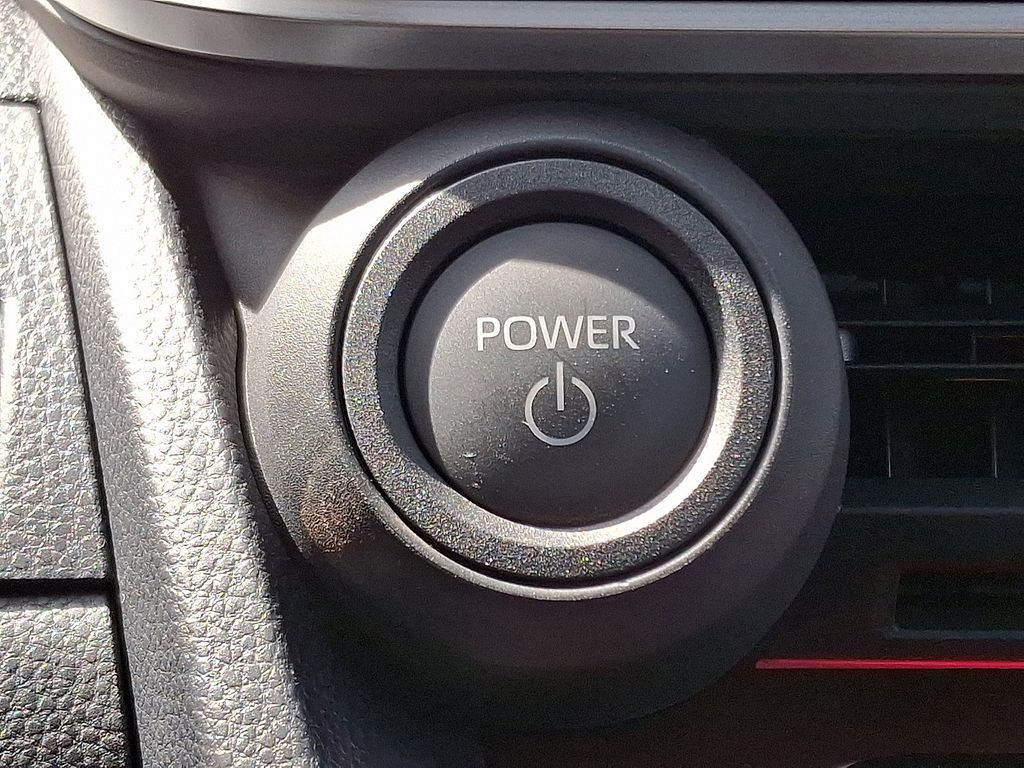 2024 Toyota Prius Prime Premium 15