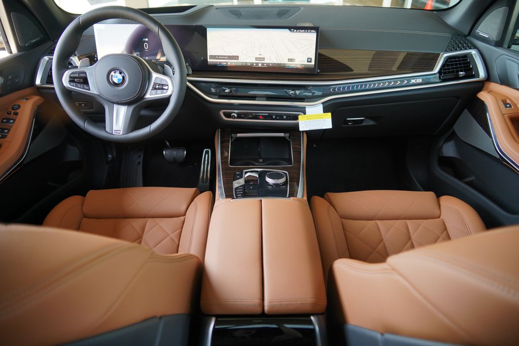 Thumbnail: 2026 BMW X5 - 12