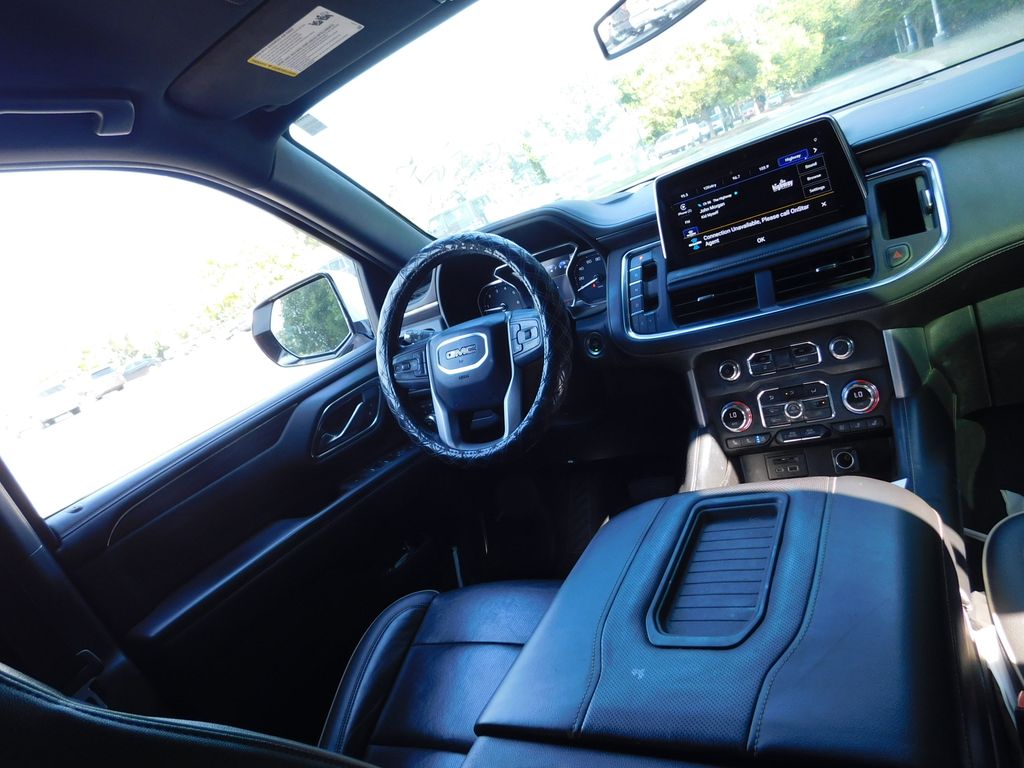 Thumbnail: 2021 GMC Yukon XL - 3