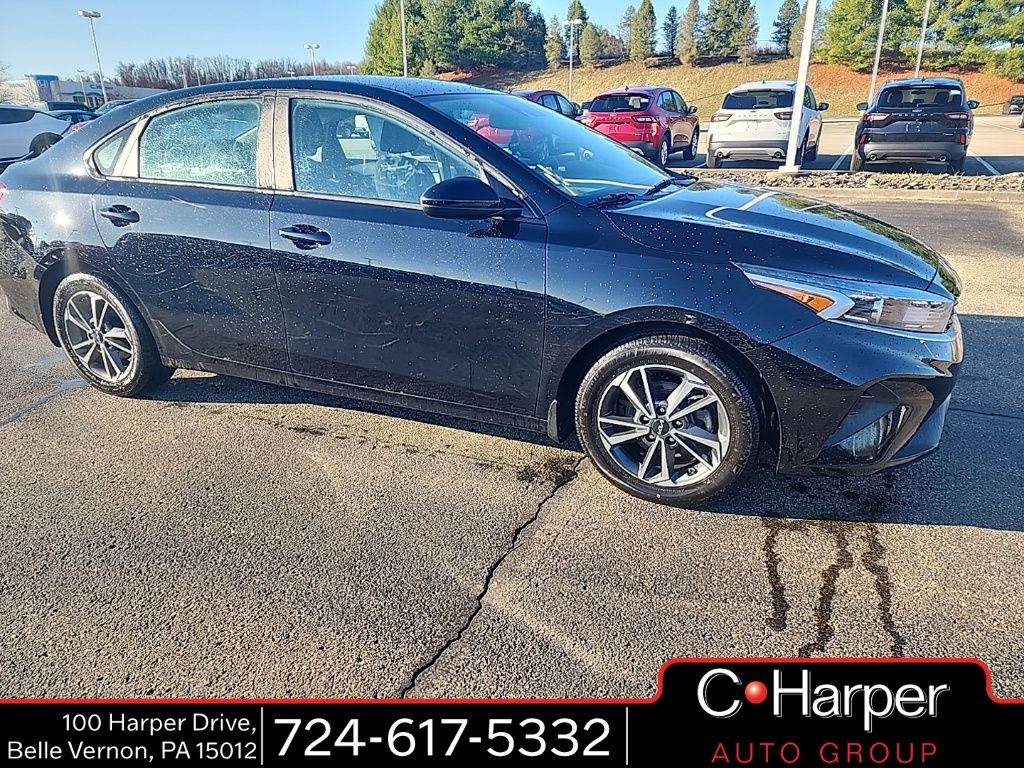 2023 Kia Forte LXS FWD