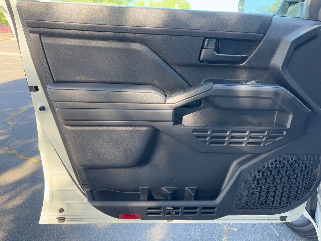 2024 Toyota Tacoma SR 22